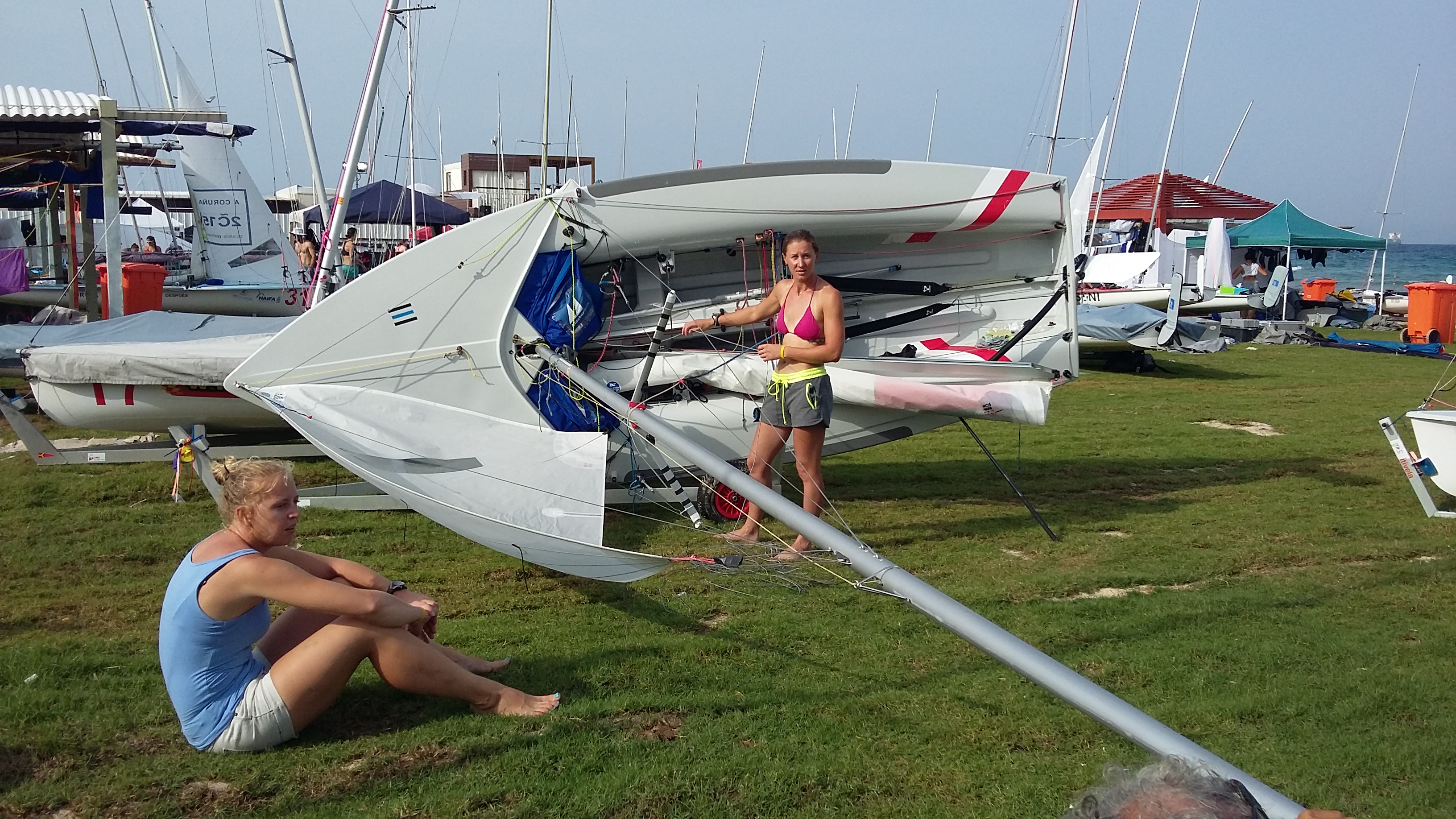 Boatwork continues after racing for Agnieszka Skrzypulec/Irmina Mrozek Gliszczynska (POL)